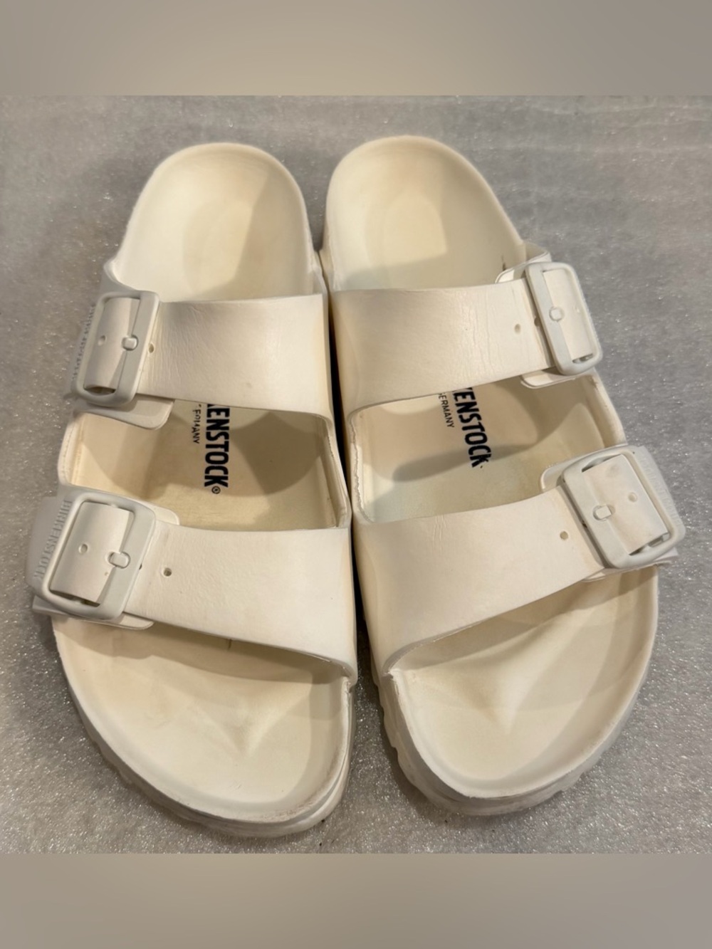 Birkenstock Women's White Mules with Floral Detail US 8 -N EUR 39